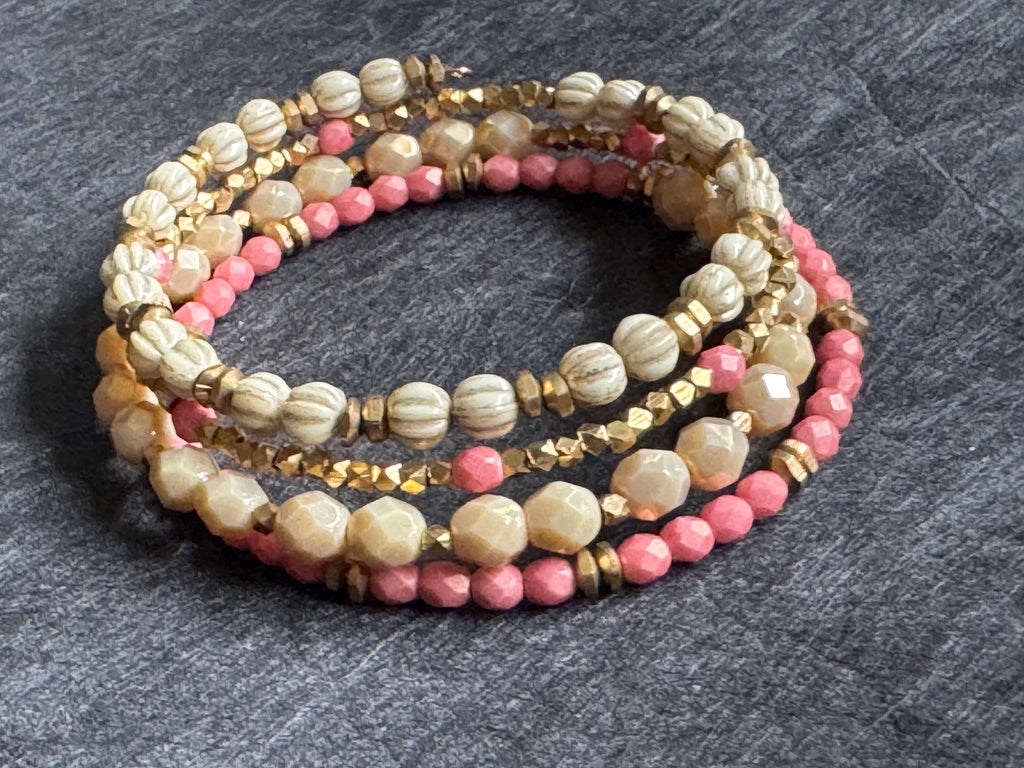 Beaded bracelet/ Wrap bracelet / memory wire bracelet / seed beads bracelet / bohemian bracelet /gift for her
