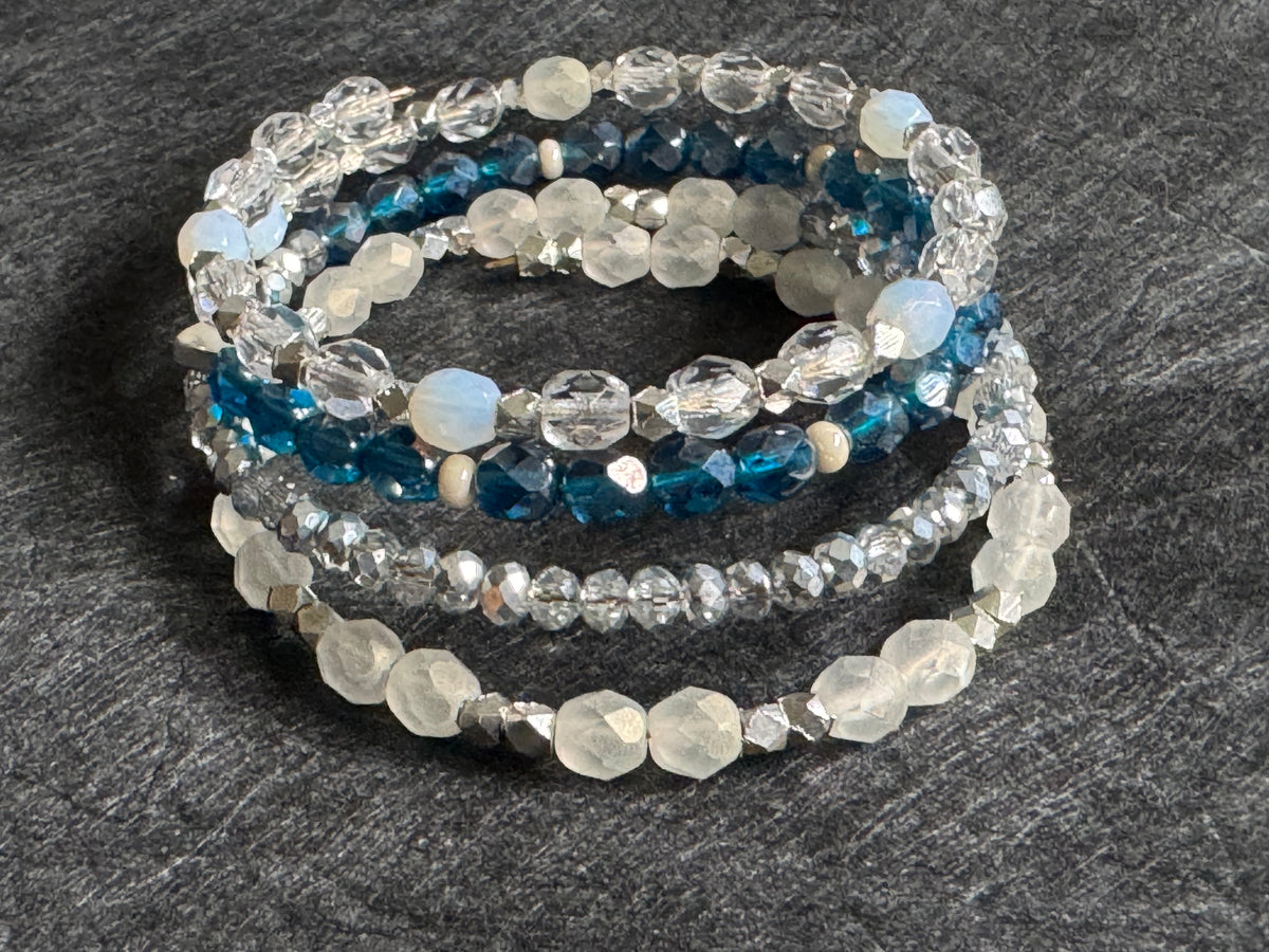 Beaded bracelet/ Wrap bracelet / memory wire bracelet / czech beads bracelet / bohemian bracelet /gift for her