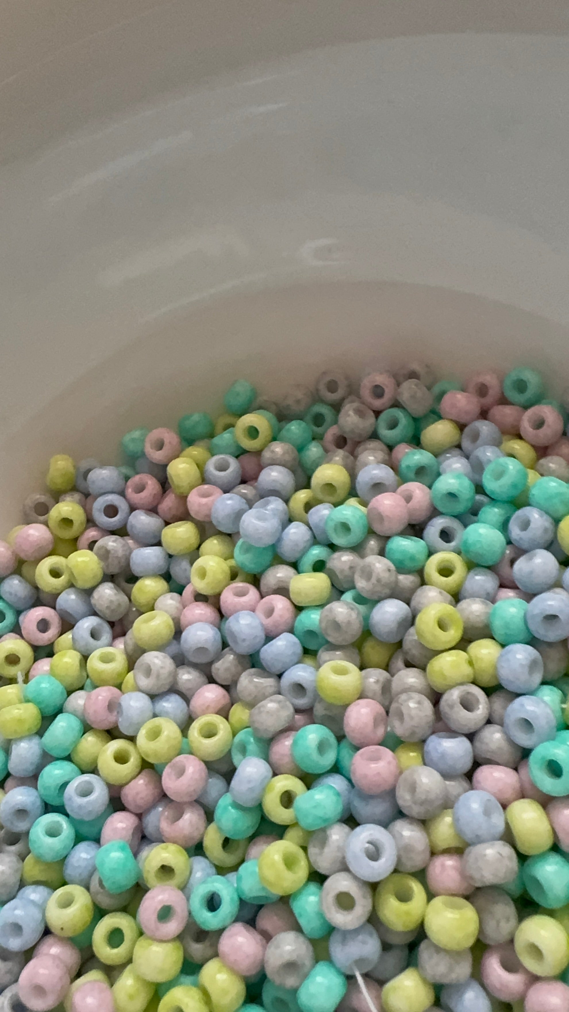 Candy crush Czech seed beads, size 2/0, size 6mm, 15grams