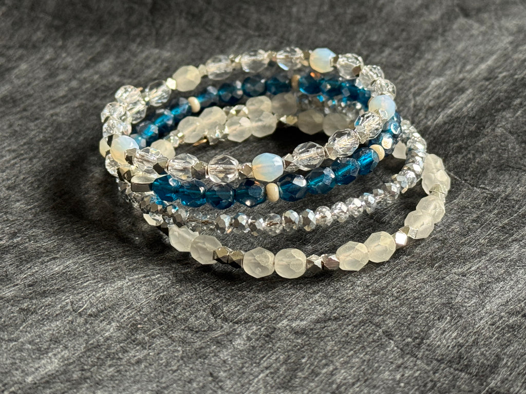 Beaded bracelet/ Wrap bracelet / memory wire bracelet / czech beads bracelet / bohemian bracelet /gift for her