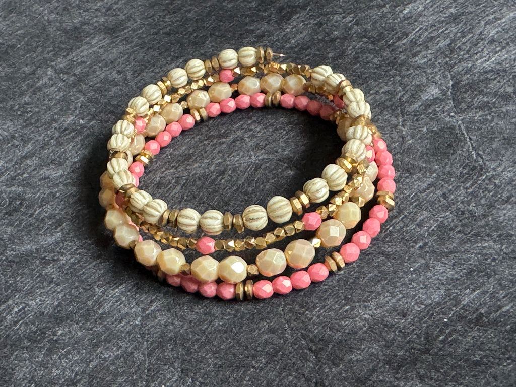 Beaded bracelet/ Wrap bracelet / memory wire bracelet / seed beads bracelet / bohemian bracelet /gift for her