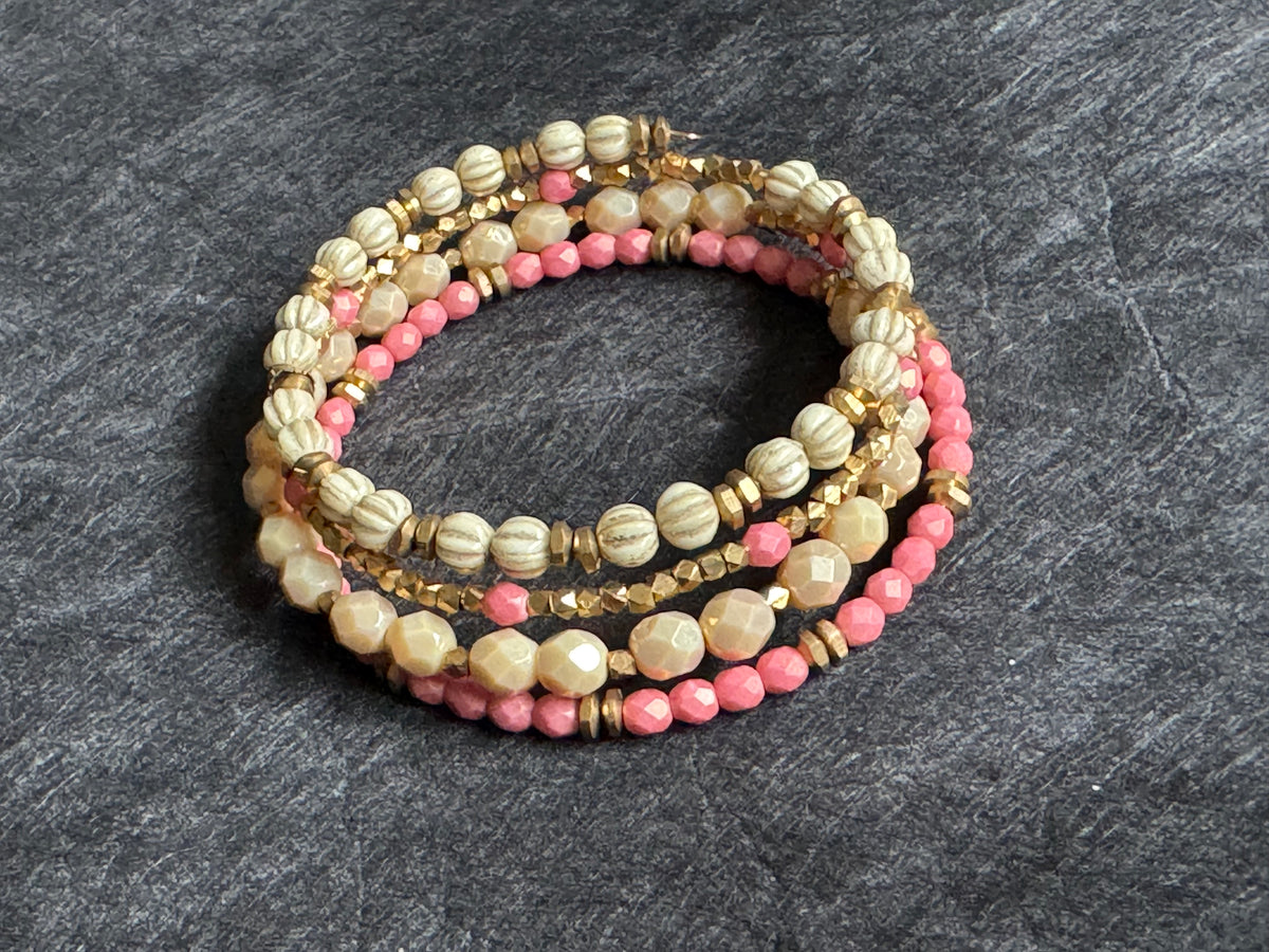 Beaded bracelet/ Wrap bracelet / memory wire bracelet / seed beads bracelet / bohemian bracelet /gift for her