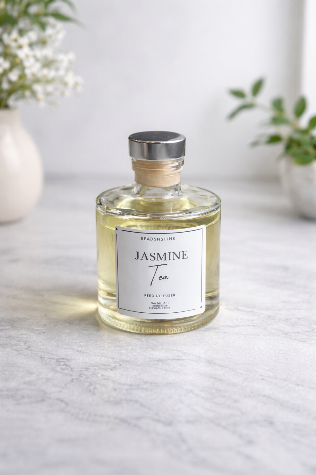 Luxury Reed diffuser, includes 8 reeds