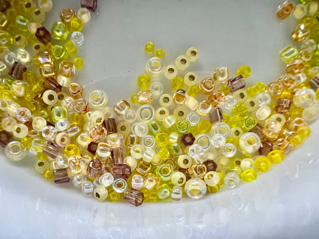 Lemon twist Mix Czech seed beads, size 11/0 and 12/0 2mm,3mm cubic beads 30 grams, C02