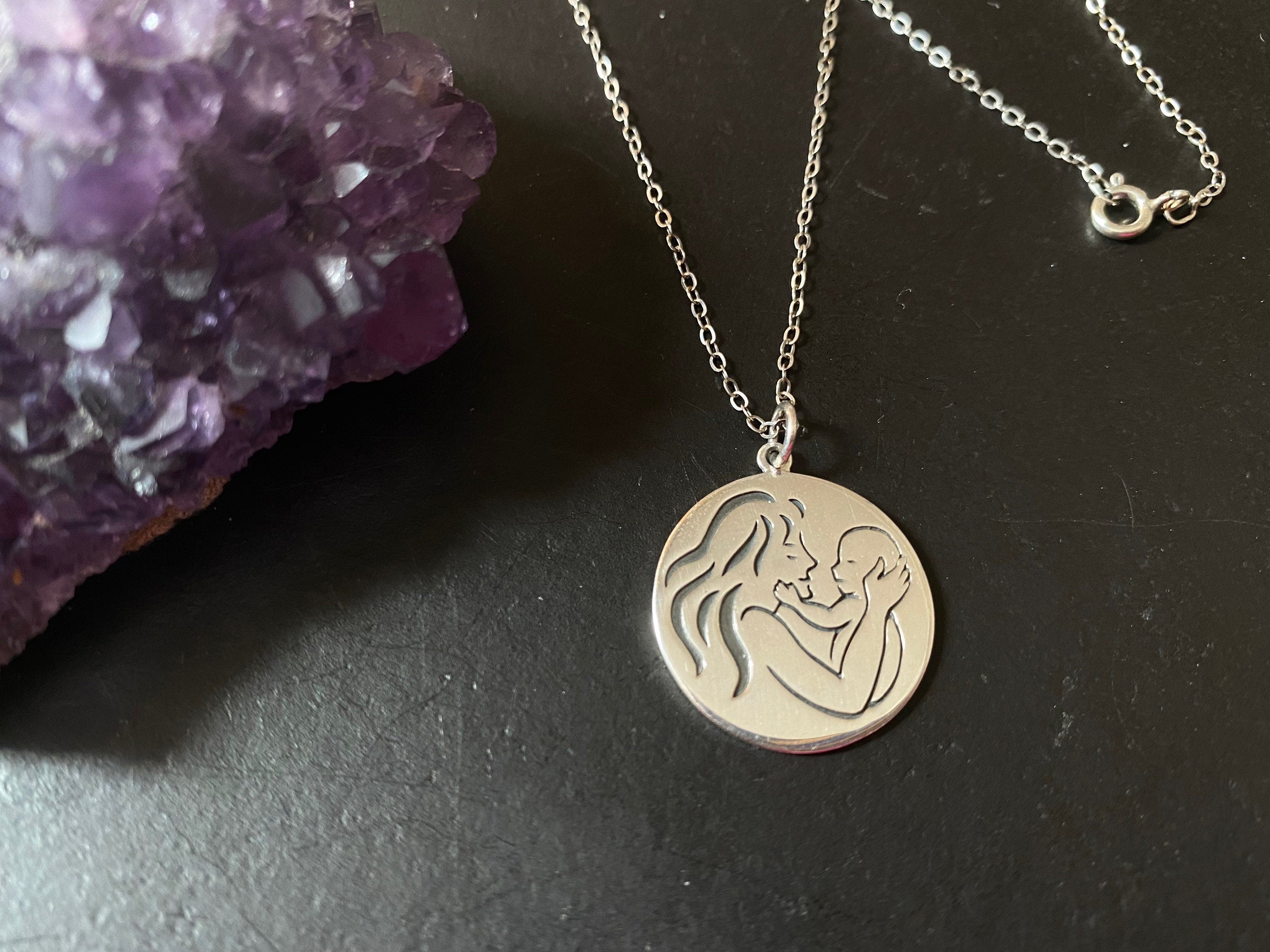 We love you mama pendant, Mother day pendant , 925 sterling silver pendant with chain, mom and baby gift , womens necklace