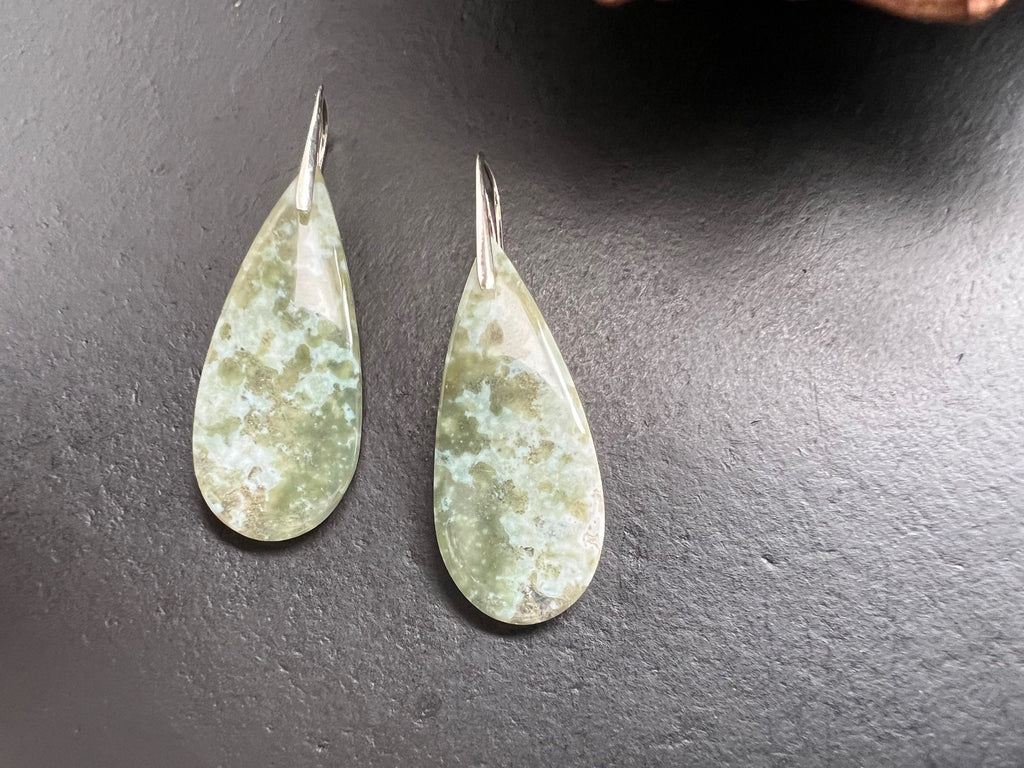 Moss agate earrings / 925 sterling silver French ear wire /natural stone jewelry/ agate earrings gifts for women