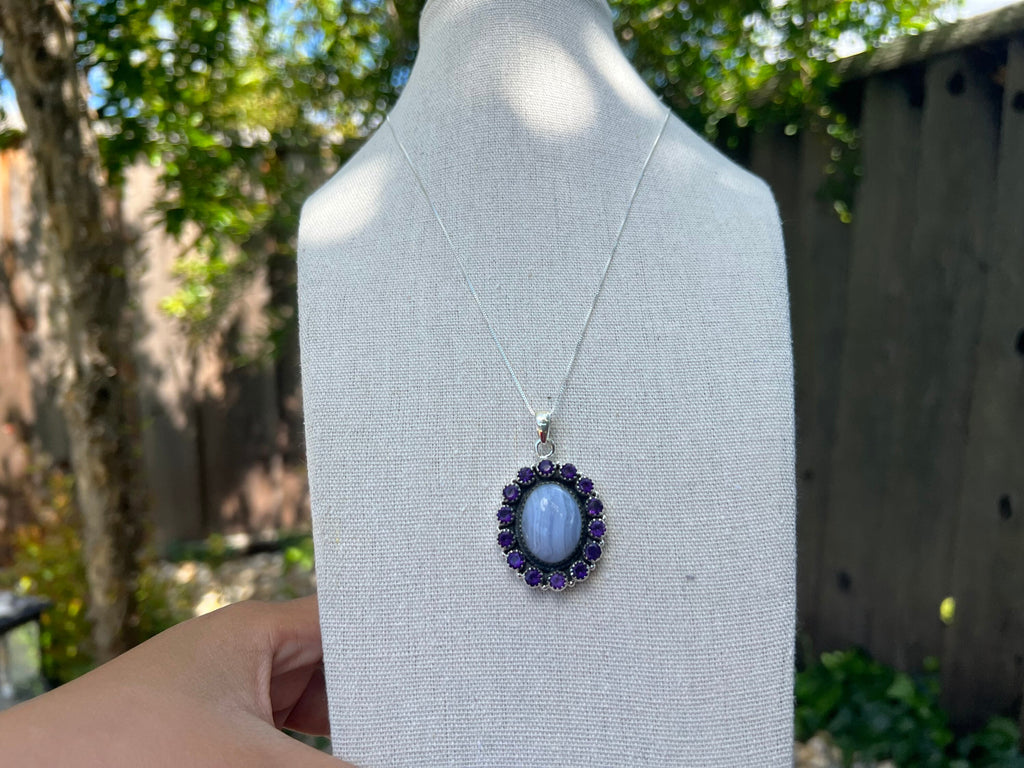 Blue lace agate pendant, Lilac color pendant , gifts for her, 925 sterling silver, amethyst details,layering necklace, natural stone pendant
