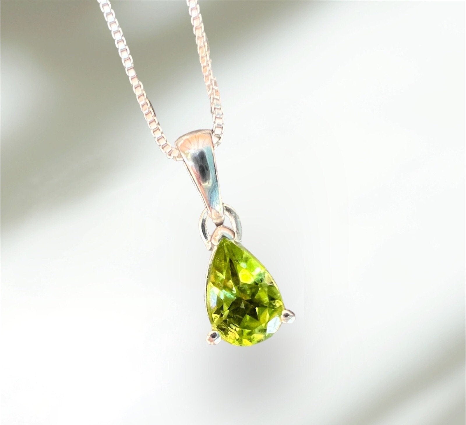 Anxiety relief necklace | Healing crystal necklace | Stress Crystal Jewelry | Meditation jewelry | Panic attack crystal | spiritual amulet