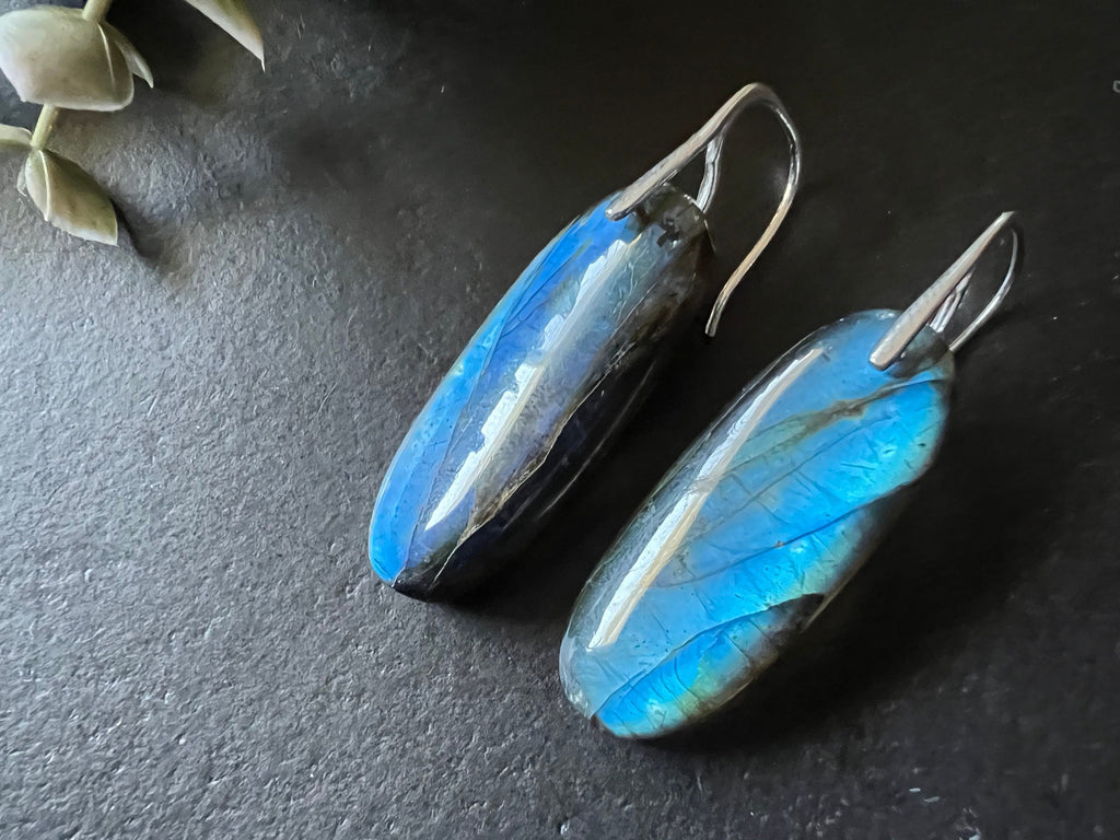 Statement earrings, Labradorite earrings, natural stone earrings, 925 sterling silver ear hooks, blue flasy earrings, gemstone jewelry