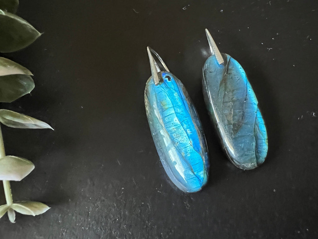 Statement earrings, Labradorite earrings, natural stone earrings, 925 sterling silver ear hooks, blue flasy earrings, gemstone jewelry