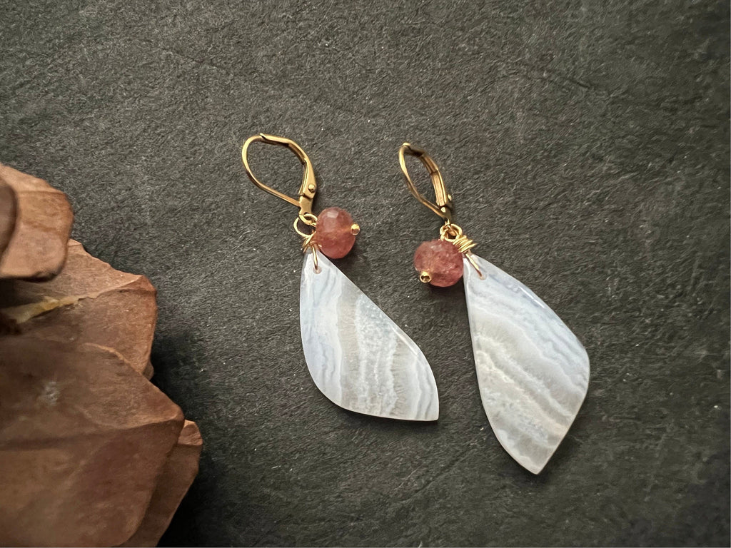 Blue lace agate earrings / periwinkle color earrings / natural stone jewelry/ unique one of a kind/ gifts for women / quartz rondelle / gift