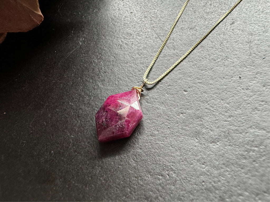 Ruby pendant , gifts for her, layering necklace, 14k gold chain, anti tarnish chain, natural stone pendant, July birthday gift
