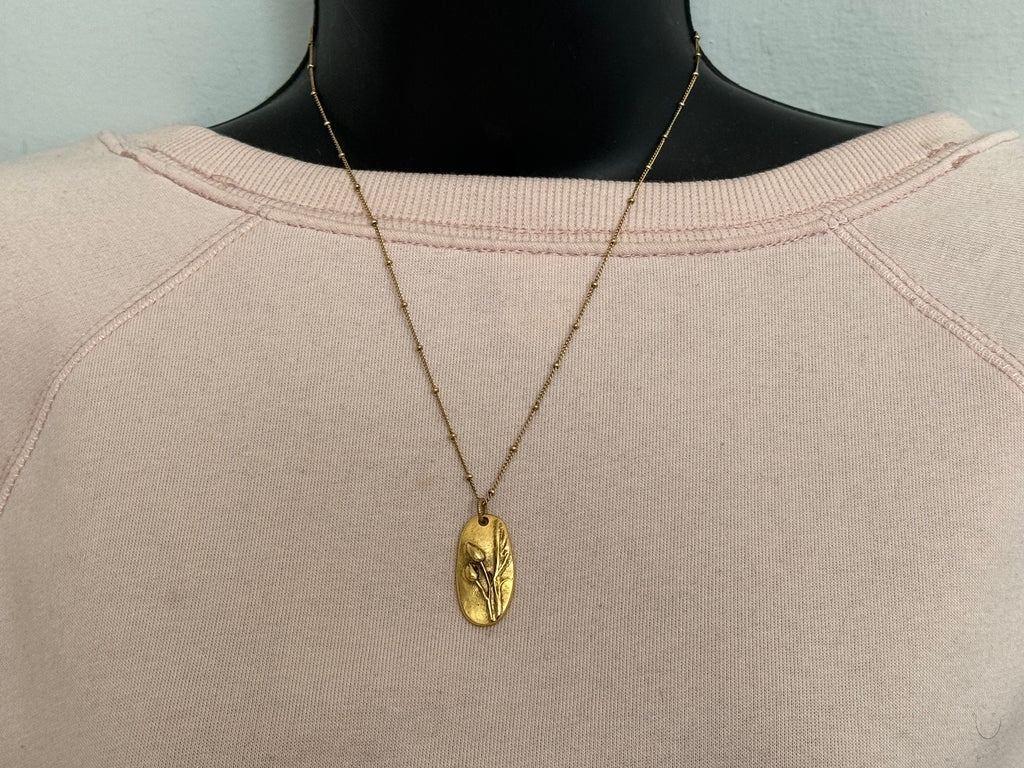 Boho jewelry, Antique gold wildflower pendant, organic oval charm necklace, floral pendant, boho necklace, birthday gift for her